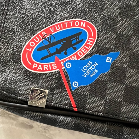 Crossbody Purse - Picture 10 of 10